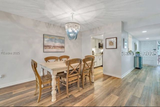 13 Sailmaster Common 13, Hilton Head Island, SC 29928