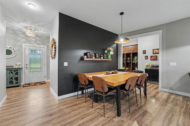 3921 Mill Run Road, Eau Claire, WI 54703