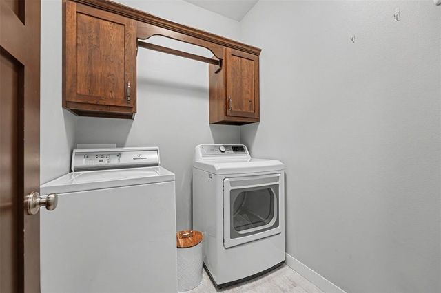 3921 Mill Run Road, Eau Claire, WI 54703