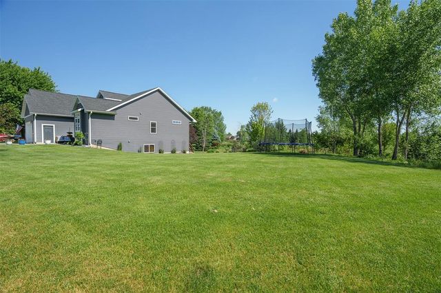 3921 Mill Run Road, Eau Claire, WI 54703