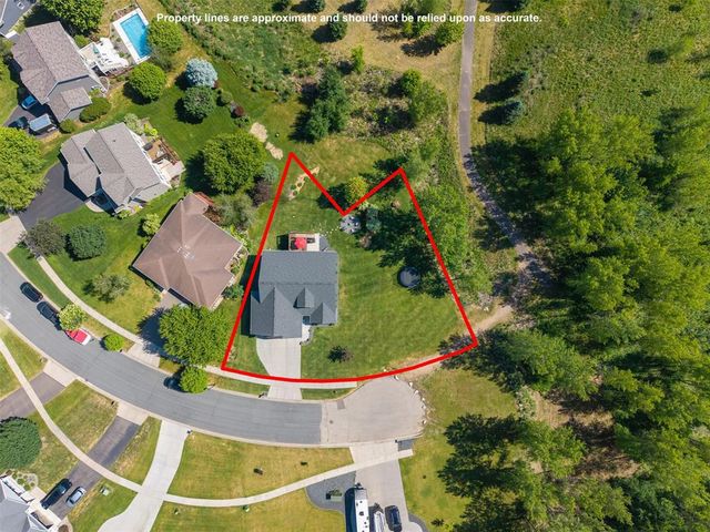 3921 Mill Run Road, Eau Claire, WI 54703