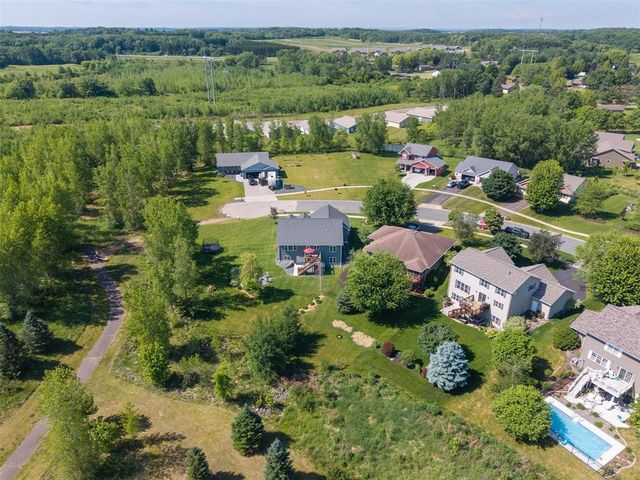 3921 Mill Run Road, Eau Claire, WI 54703