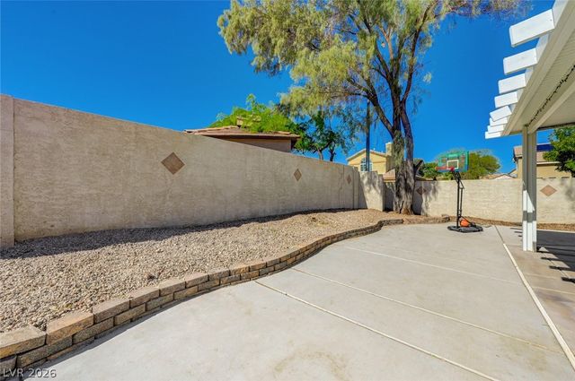 1739 Running Creek Drive, Las Vegas, NV 89031