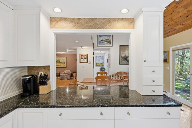 105 Nelson Lane, Marstons Mills, MA 02648