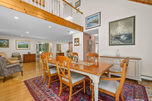 105 Nelson Lane, Marstons Mills, MA 02648