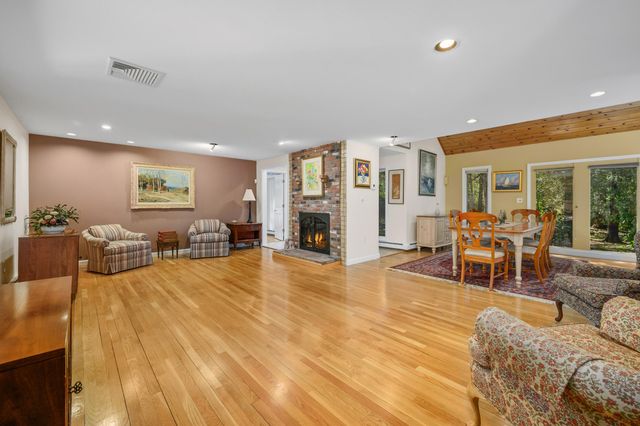 105 Nelson Lane, Marstons Mills, MA 02648