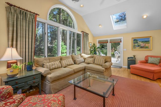 105 Nelson Lane, Marstons Mills, MA 02648