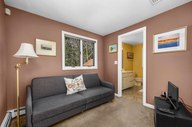 105 Nelson Lane, Marstons Mills, MA 02648