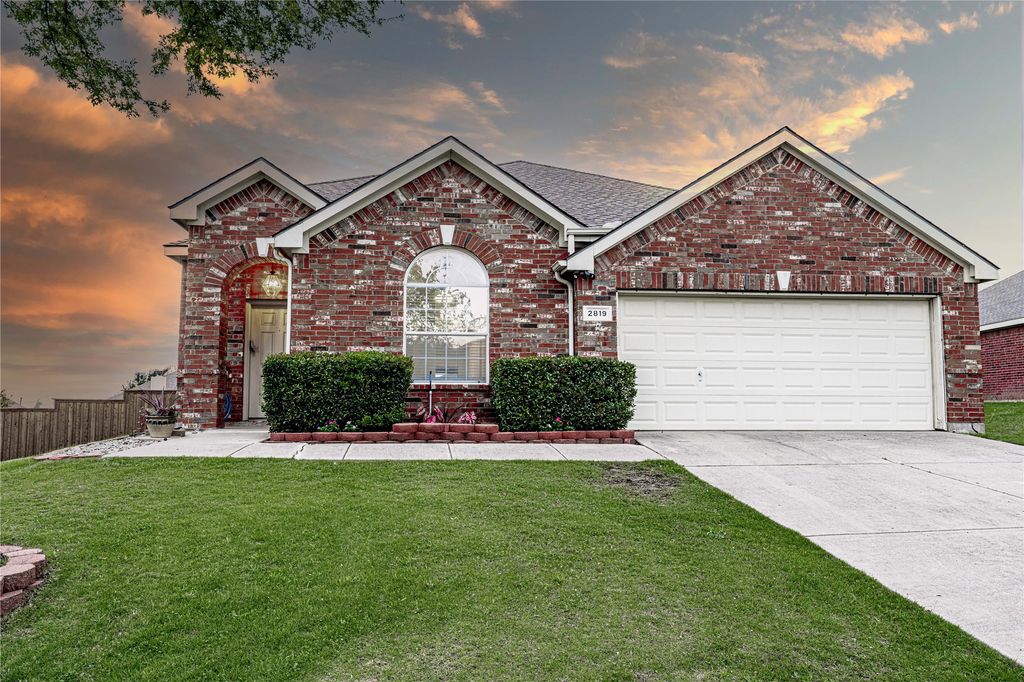 2819 Arabian Lane, Celina, TX 75009