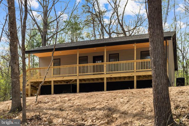 5 PIN OAK LN, Basye, VA 22810