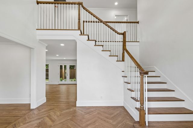 13907 Carillon Drive, Dallas, TX 75240