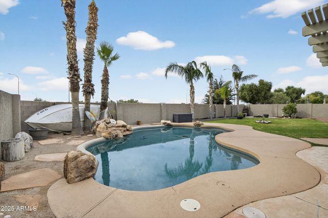 1243 E BARTLETT Way, Chandler, AZ 85249