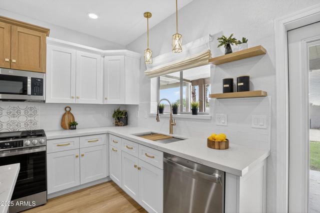 1243 E BARTLETT Way, Chandler, AZ 85249