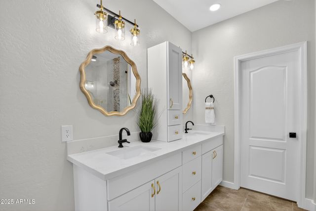 1243 E BARTLETT Way, Chandler, AZ 85249