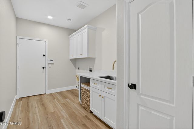 1243 E BARTLETT Way, Chandler, AZ 85249