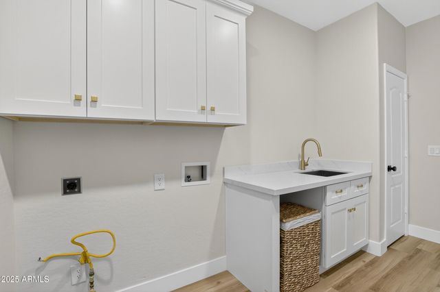 1243 E BARTLETT Way, Chandler, AZ 85249