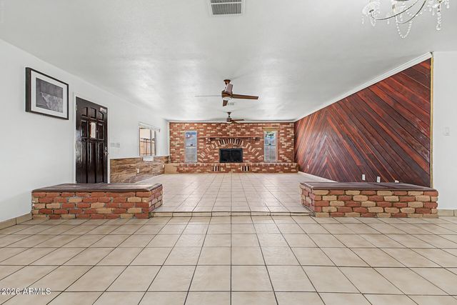 3437 W BELMONT Avenue, Phoenix, AZ 85051