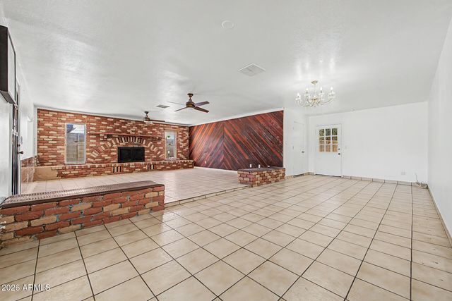 3437 W BELMONT Avenue, Phoenix, AZ 85051