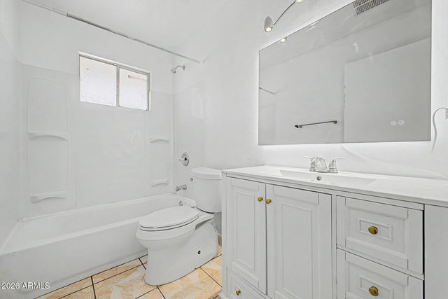 3437 W BELMONT Avenue, Phoenix, AZ 85051