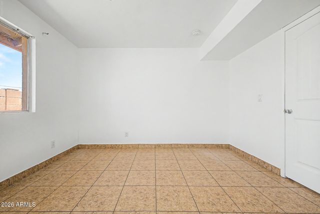 3437 W BELMONT Avenue, Phoenix, AZ 85051