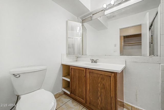 3437 W BELMONT Avenue, Phoenix, AZ 85051