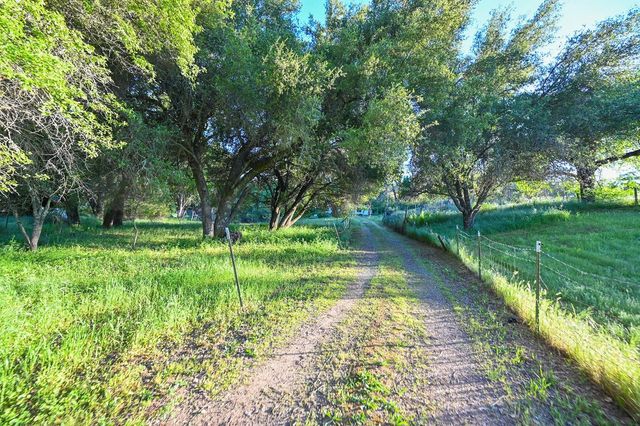 13930 Fiddletown Rd, Fiddletown, CA 95629