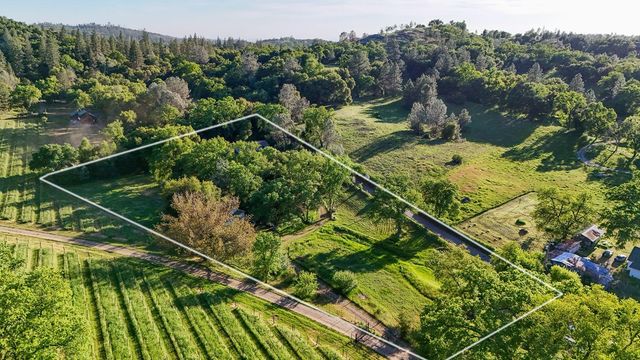 13930 Fiddletown Rd, Fiddletown, CA 95629