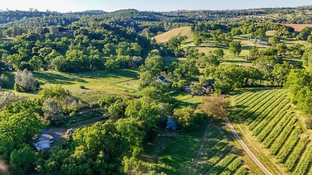 13930 Fiddletown Rd, Fiddletown, CA 95629