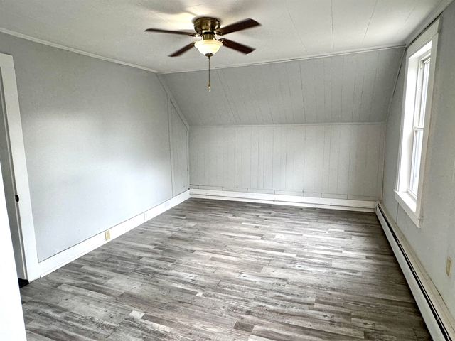 99 Northern Avenue, Newport City, VT 05855