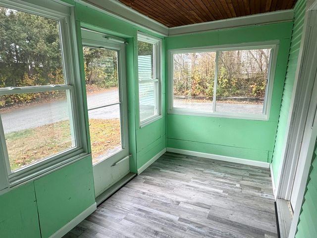 99 Northern Avenue, Newport City, VT 05855