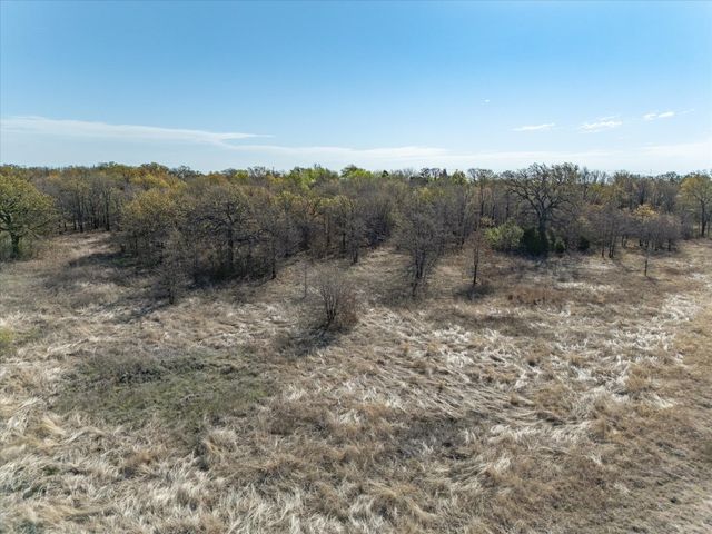 174 Reatta Road, Bowie, TX 76230