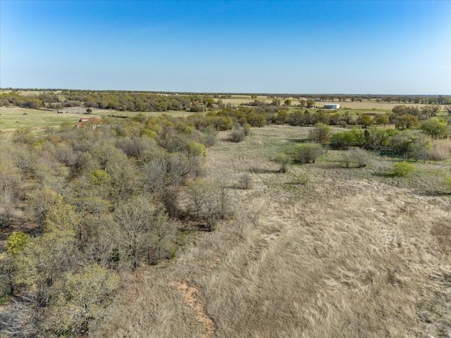 174 Reatta Road, Bowie, TX 76230