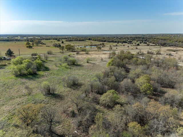 174 Reatta Road, Bowie, TX 76230
