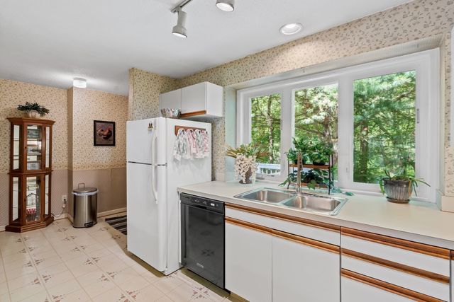 101 South Ave 1004, Attleboro, MA 02703