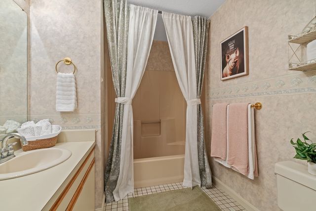101 South Ave 1004, Attleboro, MA 02703