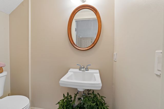 101 South Ave 1004, Attleboro, MA 02703