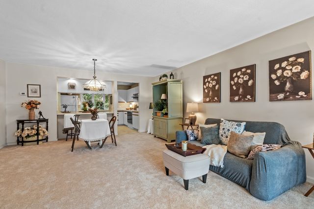 101 South Ave 1004, Attleboro, MA 02703