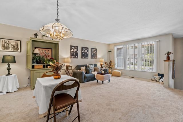 101 South Ave 1004, Attleboro, MA 02703