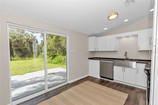 247 TOMS ROAD, Debary, FL 32713
