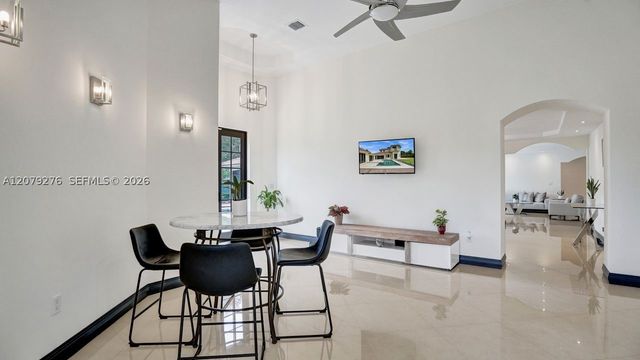 3311 SW 118th Ter, Davie, FL 33330