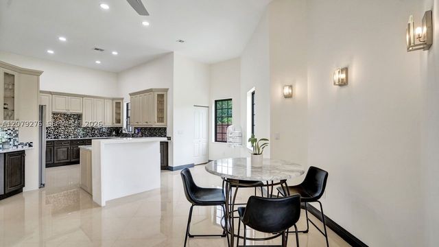 3311 SW 118th Ter, Davie, FL 33330