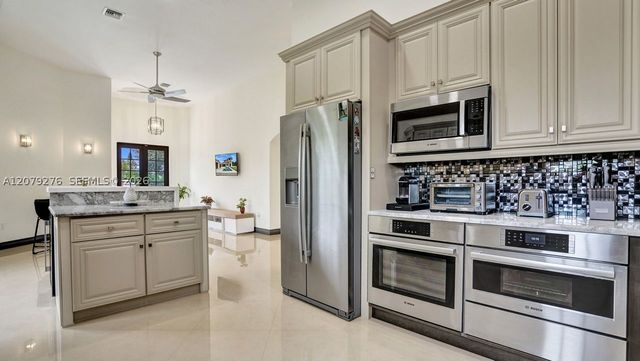 3311 SW 118th Ter, Davie, FL 33330