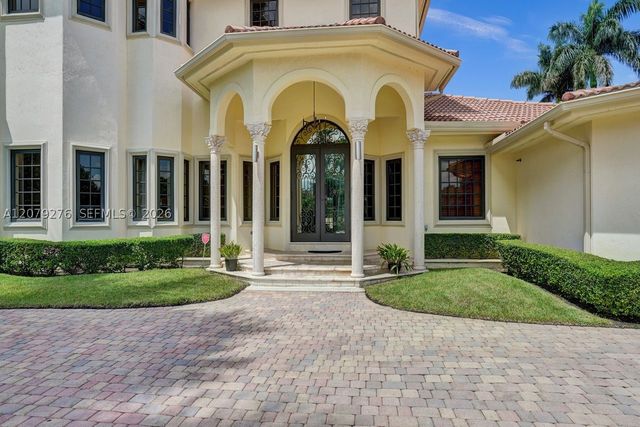 3311 SW 118th Ter, Davie, FL 33330