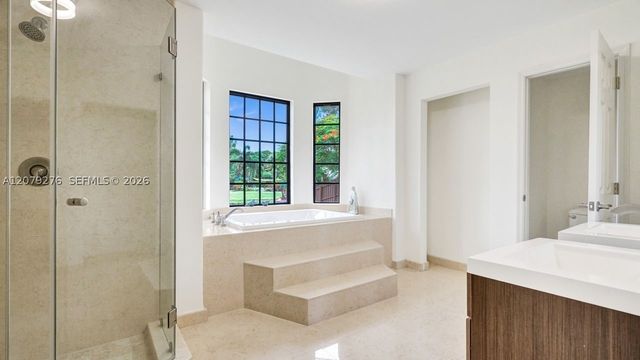3311 SW 118th Ter, Davie, FL 33330
