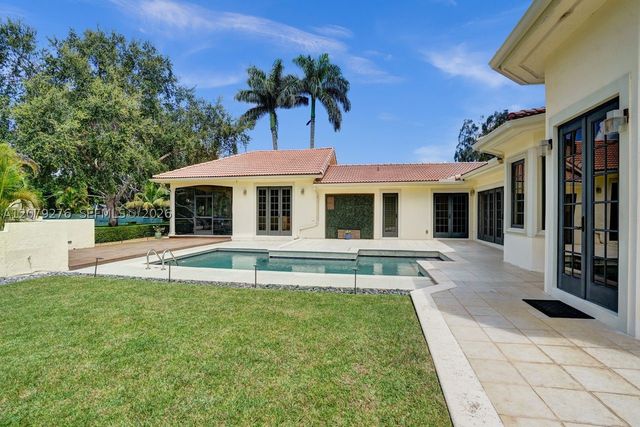 3311 SW 118th Ter, Davie, FL 33330