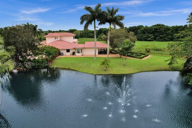 3311 SW 118th Ter, Davie, FL 33330