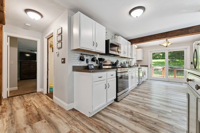 57 Sassawanna Rd, Rutland, MA 01543