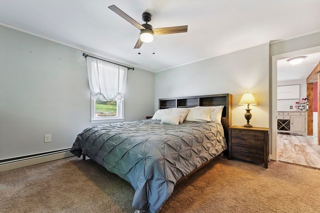 57 Sassawanna Rd, Rutland, MA 01543