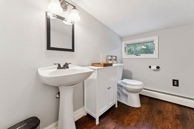 57 Sassawanna Rd, Rutland, MA 01543