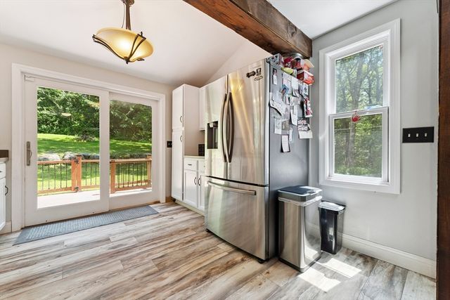57 Sassawanna Rd, Rutland, MA 01543